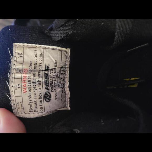 Heelys kids size 1 black & bright yellow Propel 2.0 - Picture 8 of 8